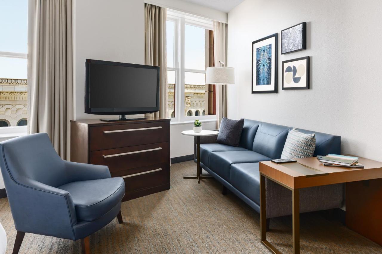 Hotel Downtown