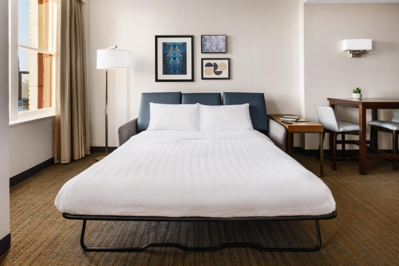 Downtown 3*