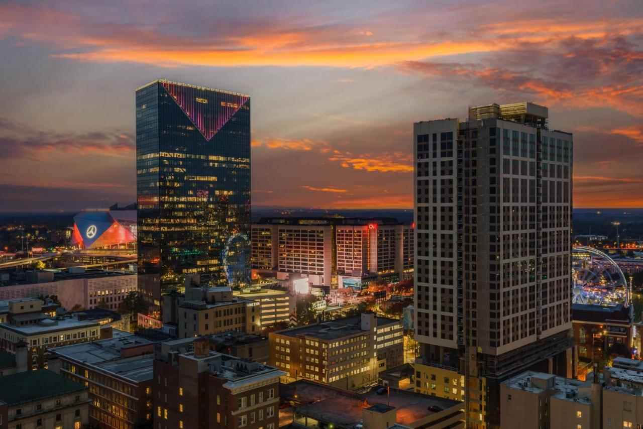 Downtown 3*